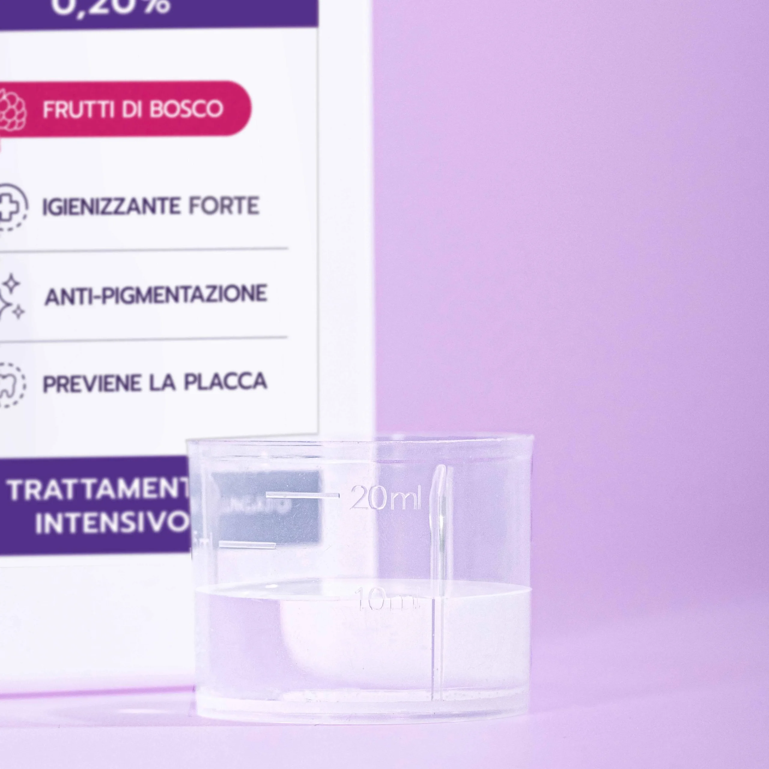 Apă de gură 1L Fructe de pădure Clorhexidină 0.20% 2 Apă de gură 1L Fructe de pădure Clorhexidină 0.20% - imagine 2